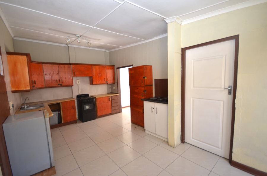 9 Bedroom Property for Sale in Quigney Eastern Cape